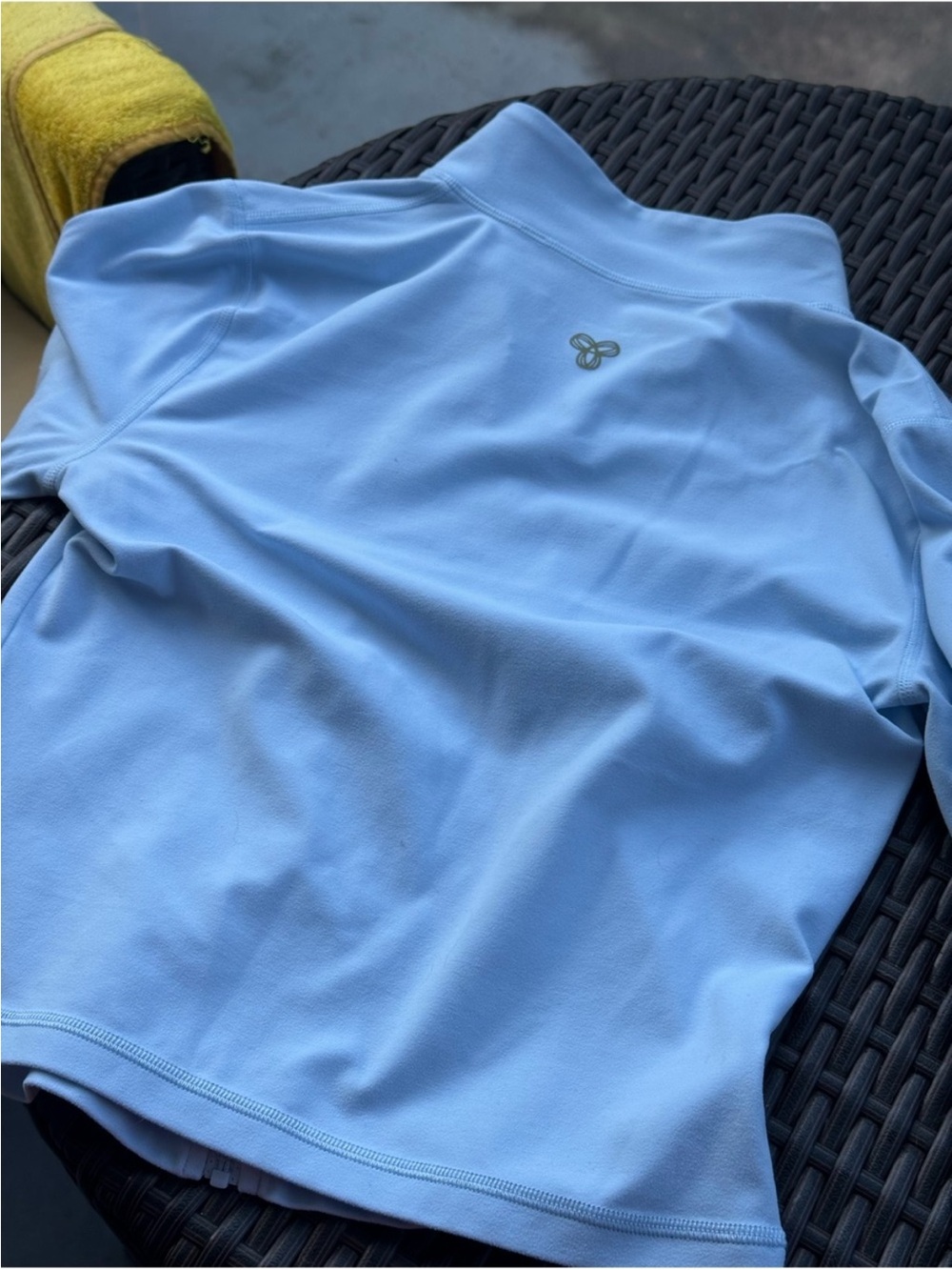 Aritzia Light Blue Women's Zip Jacket and Leggings Set - Picture 9 of 9